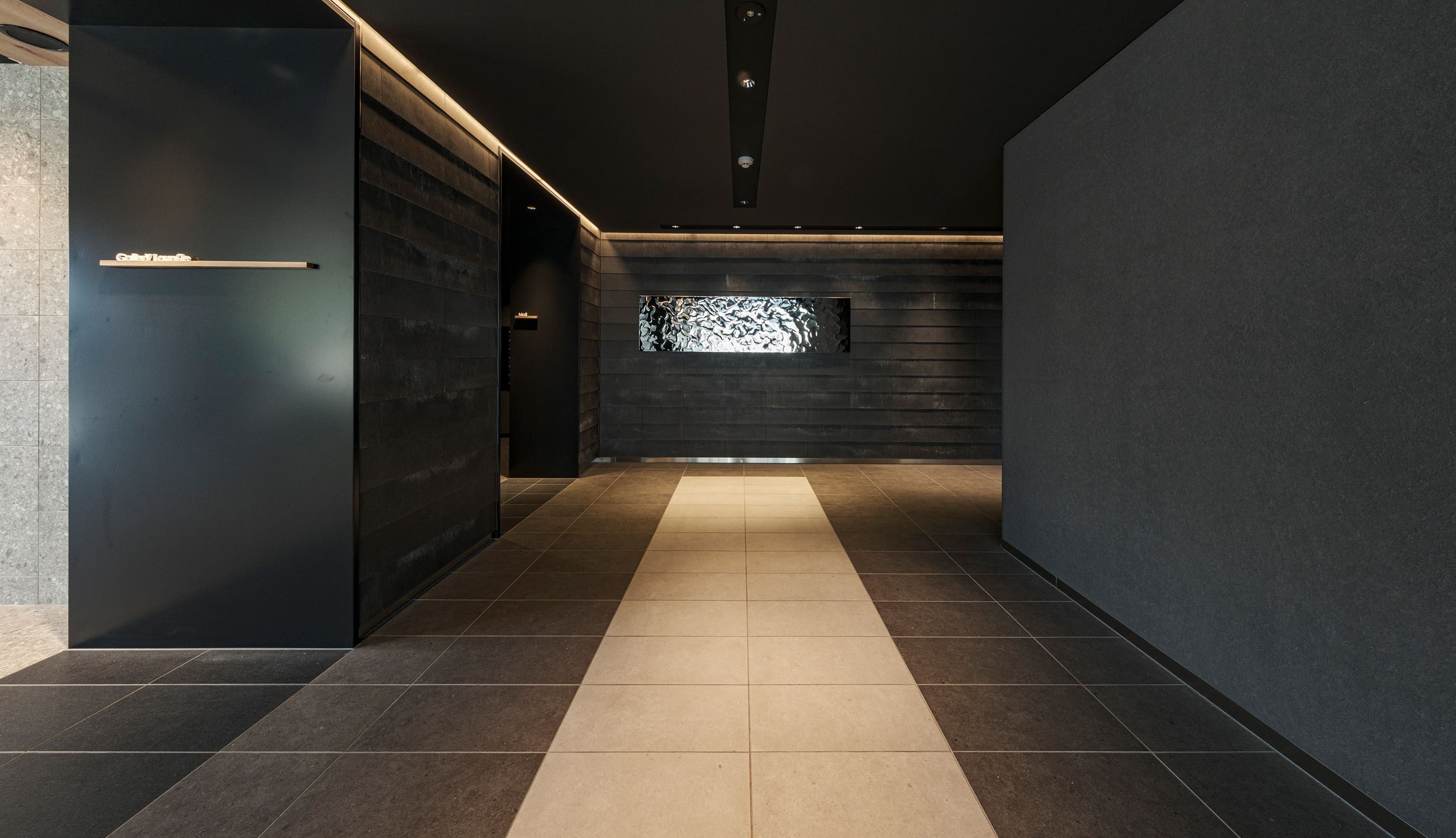 エントランスホール